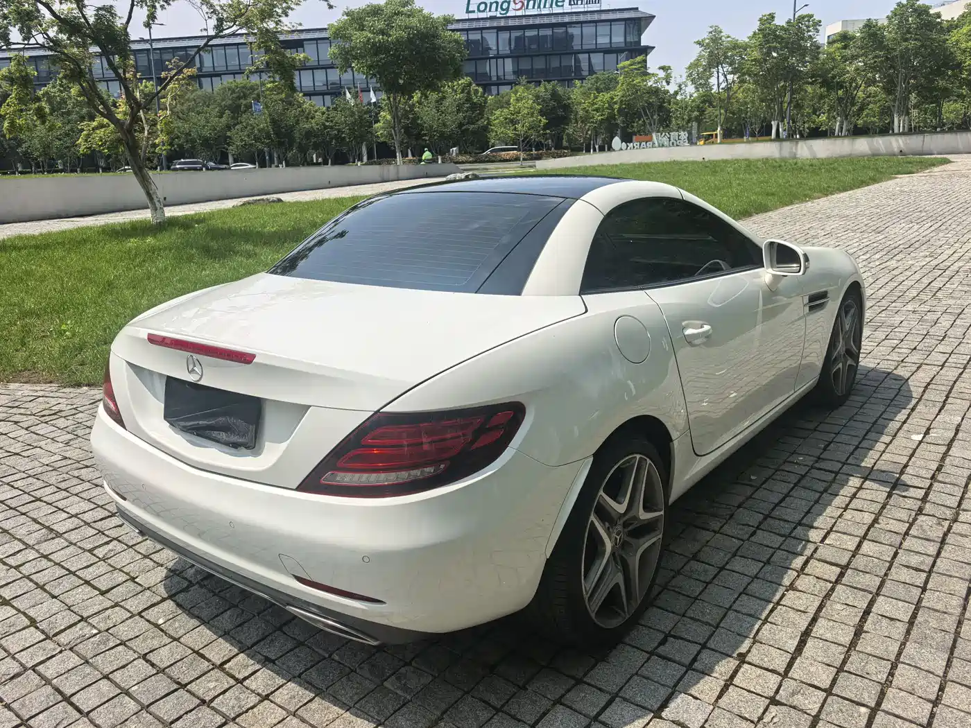 Mercedes-Benz SLC 2019 SLC 260 Jinyu Collector's Edition фото 5