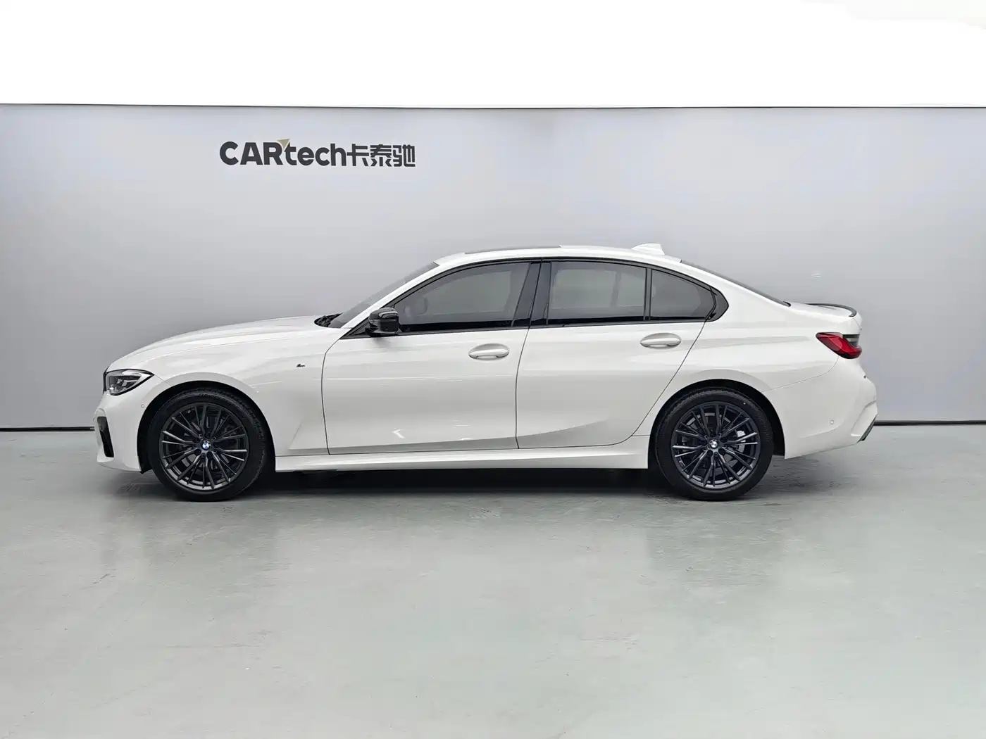 BMW 3 Series 2020 325i M Sport Black Night Package фото 3