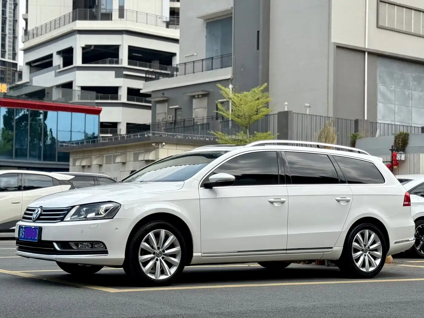 Volkswagen Magotan (Import) 2013 2012 Wagon 2.0TSI Luxury