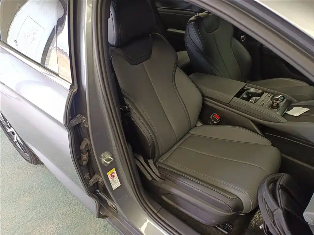 BYD Qin L 2025 DM-i Smart Drive 80KM Premium фото 25
