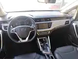 Фото 10 - Geely Vision X3