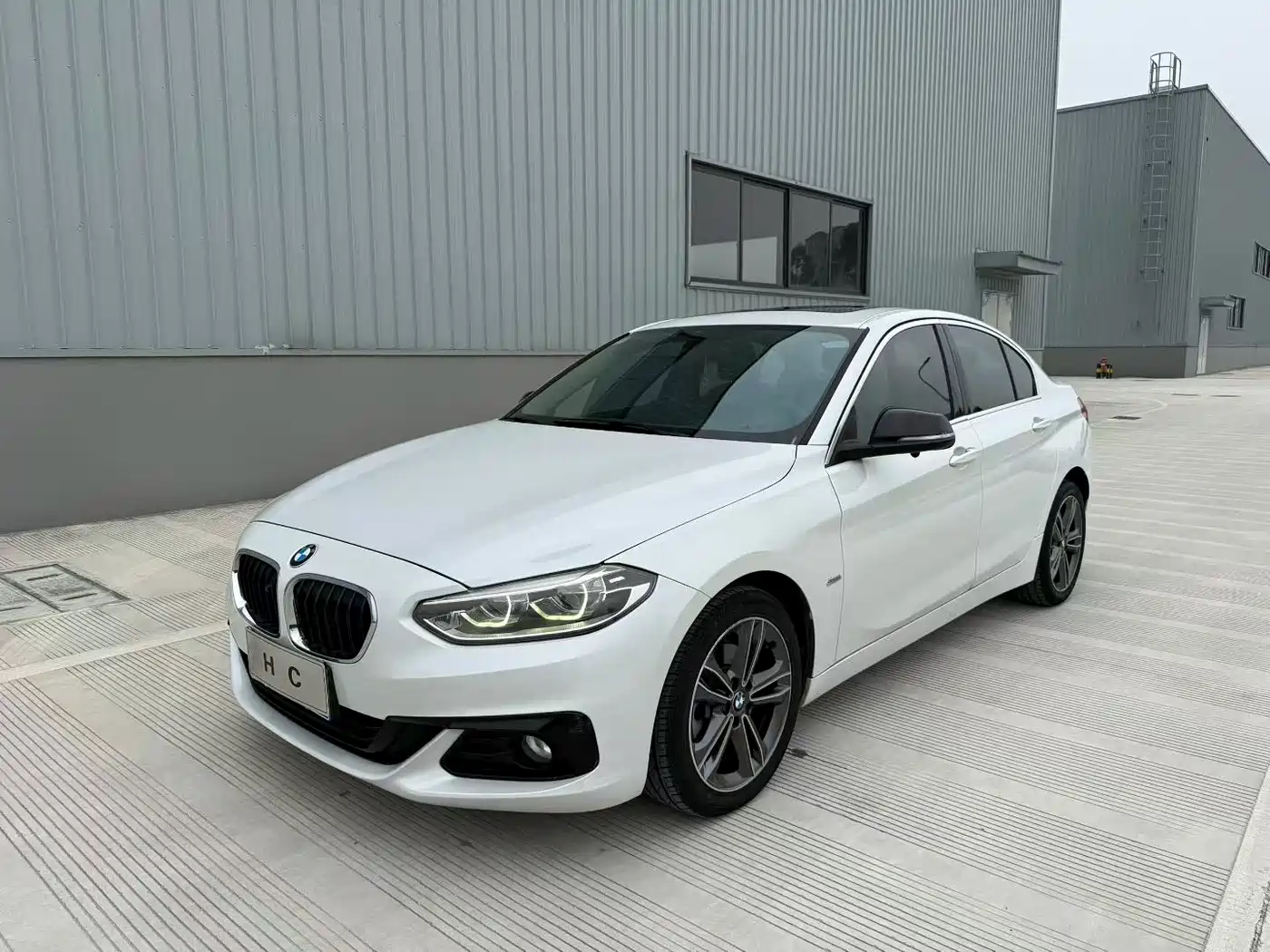 BMW 1 Series 2017 118i Sport