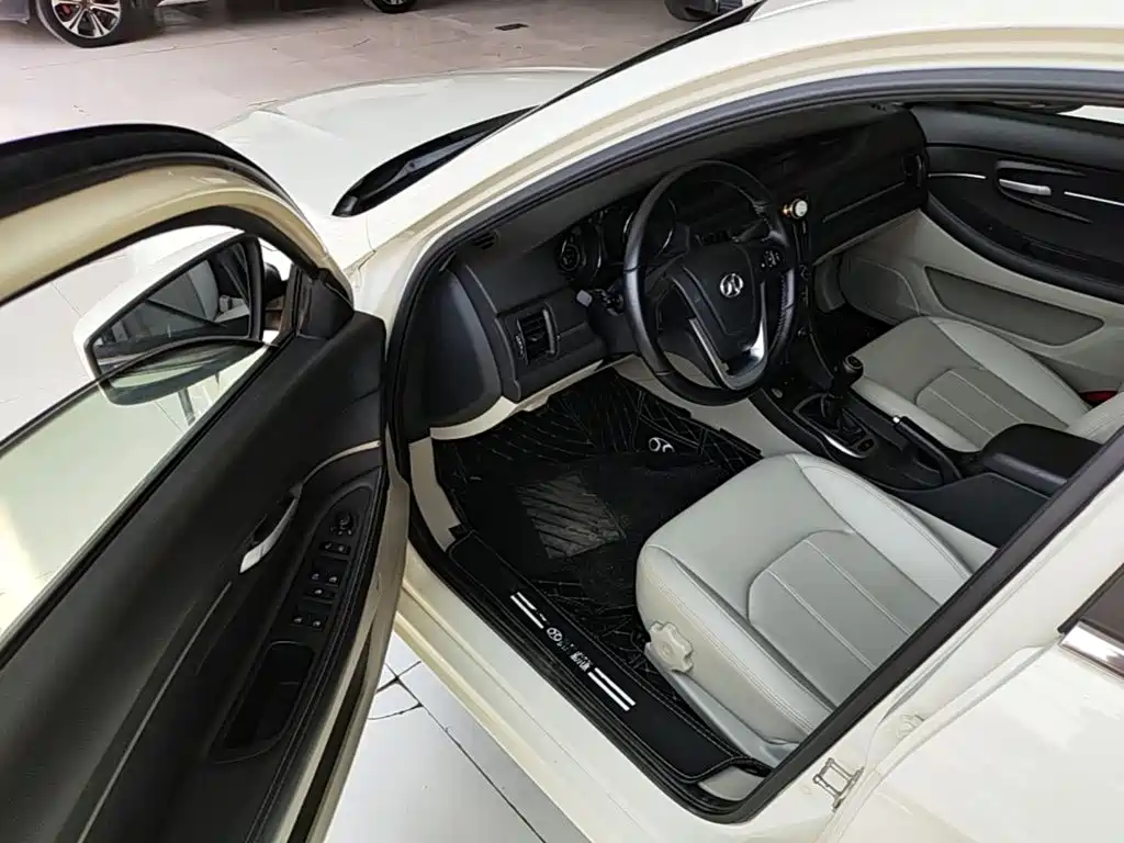 BAIC Senova D50 2017 2016 1.5L Manual Elite