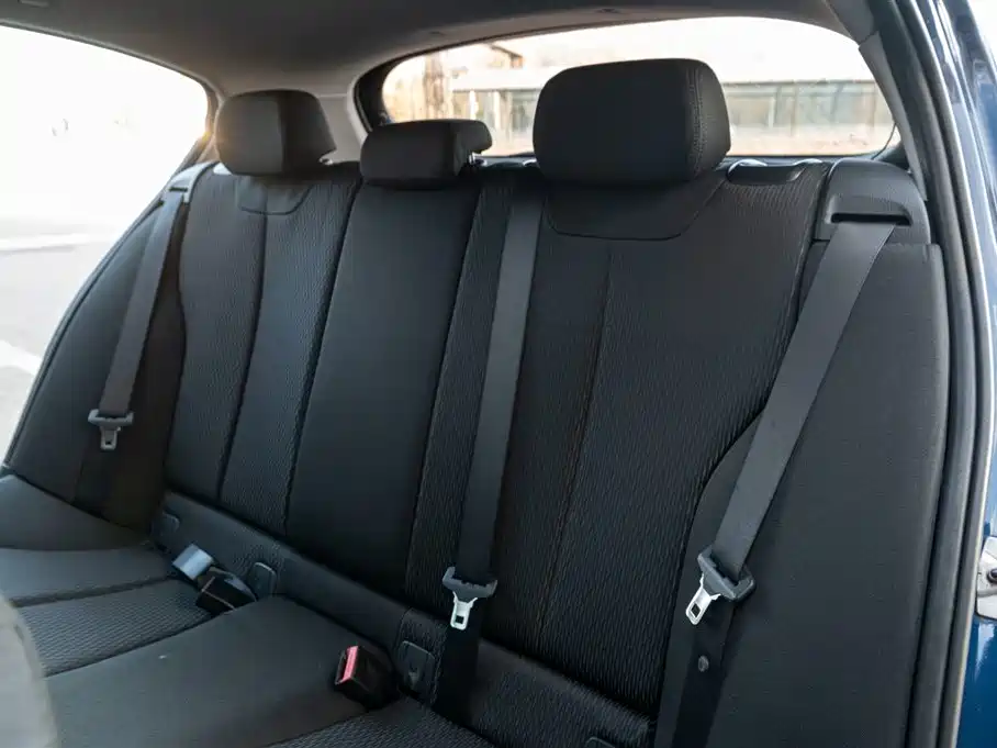 BMW 1 Series (Import) 2015 120i Leading фото 48