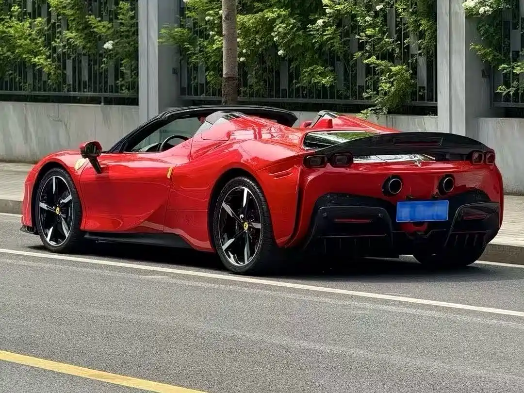 FERRARI SF90