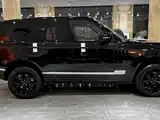 Photo 7 - Land Rover Range Rover