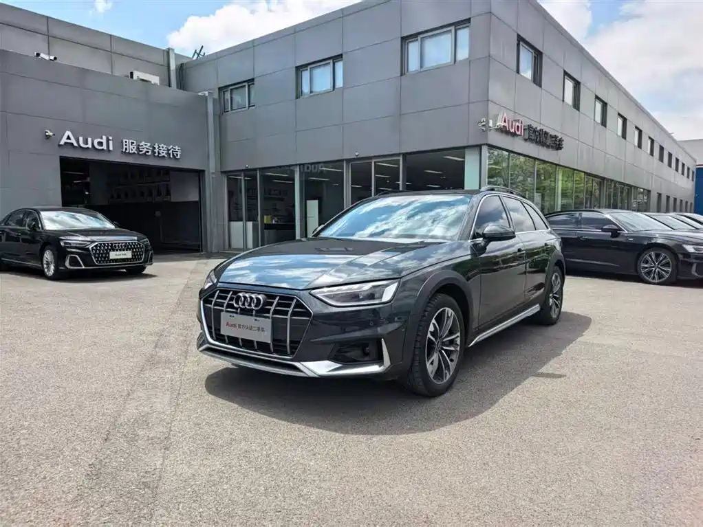 Audi A4 (Import) 2021 allroad quattro Explorer