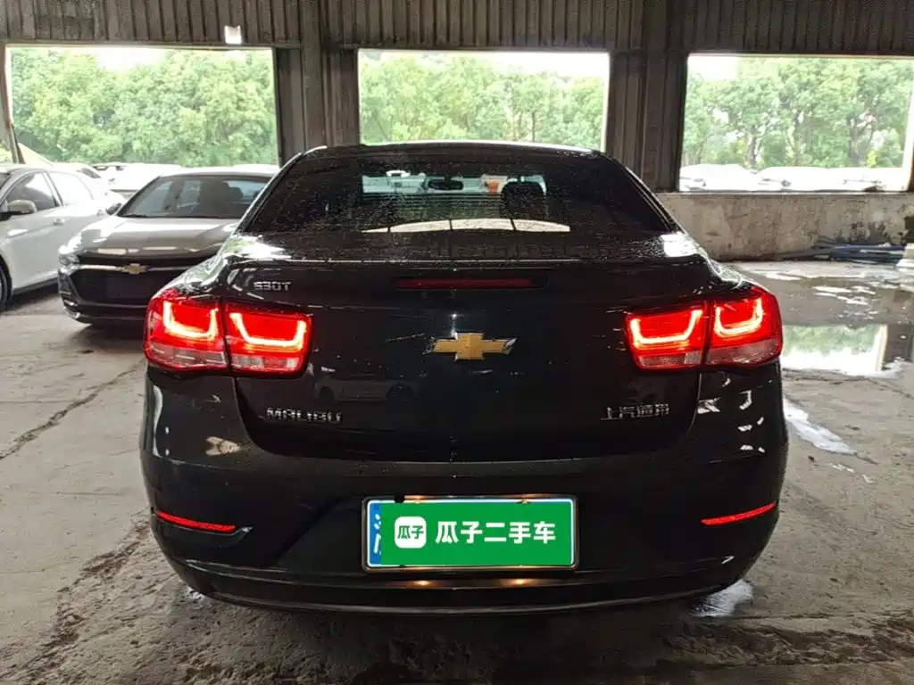 Фото 4 - Chevrolet Malibu