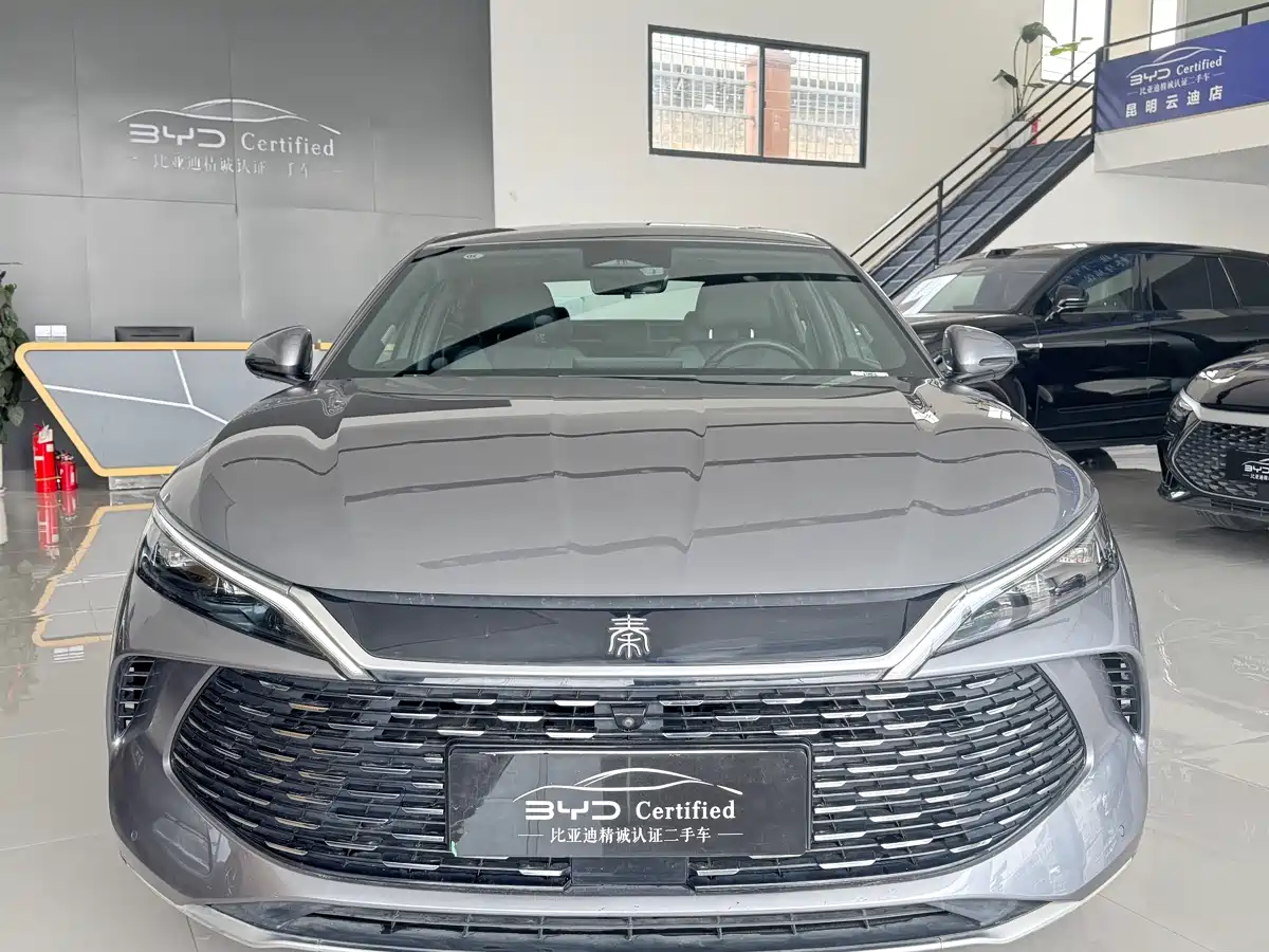 BYD Qin L 2024 DM-i 120KM Superior Edition фото 2