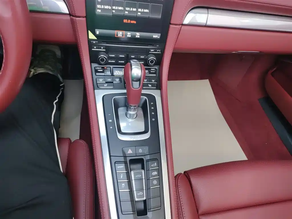Porsche 718 2020 Boxster 2.0T фото 10