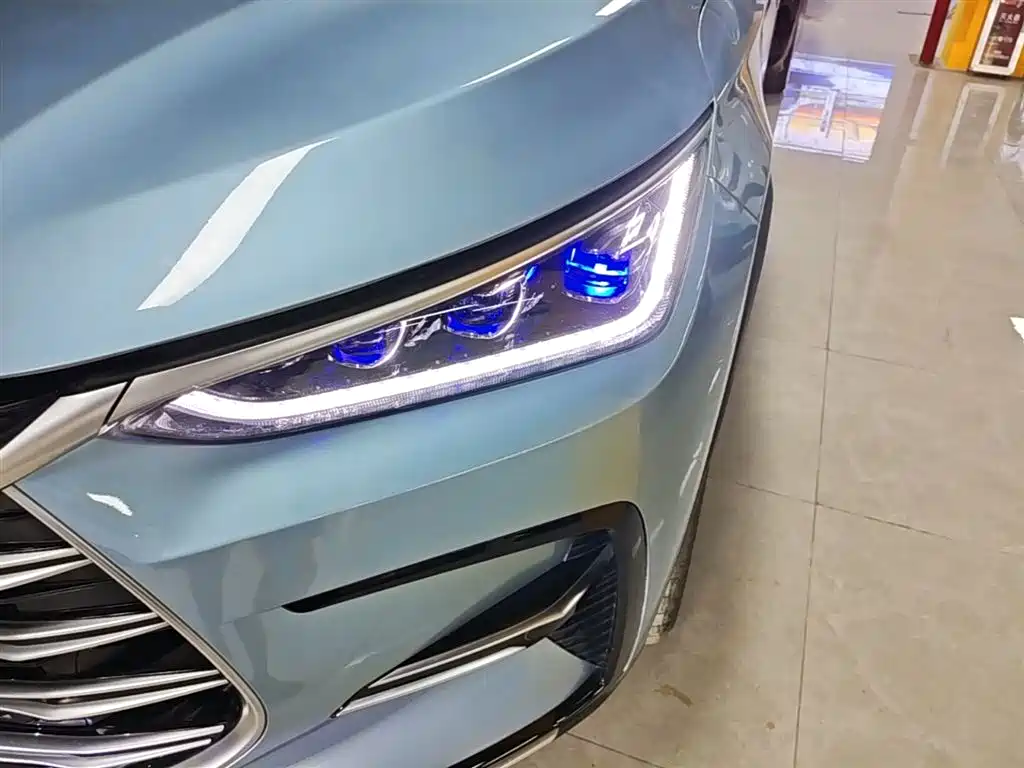BYD Tang New Energy 2023 Model DM-i Champion Edition 112KM Honor фото 24