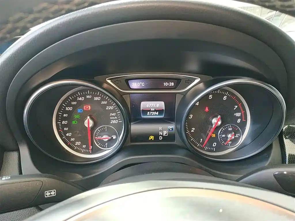 Mercedes-Benz CLA (Import) 2017 Facelift CLA 180 фото 12