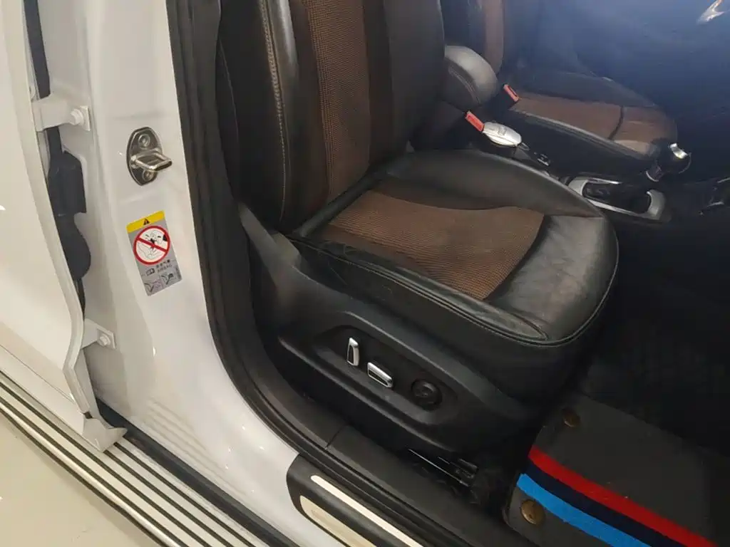 Фото 25 - Audi Q3