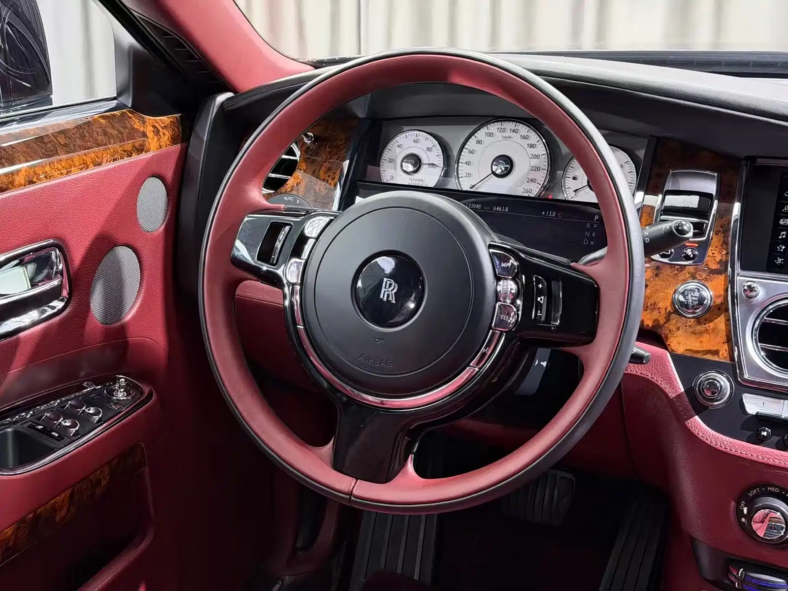 Фото 8 - Rolls-Royce Ghost