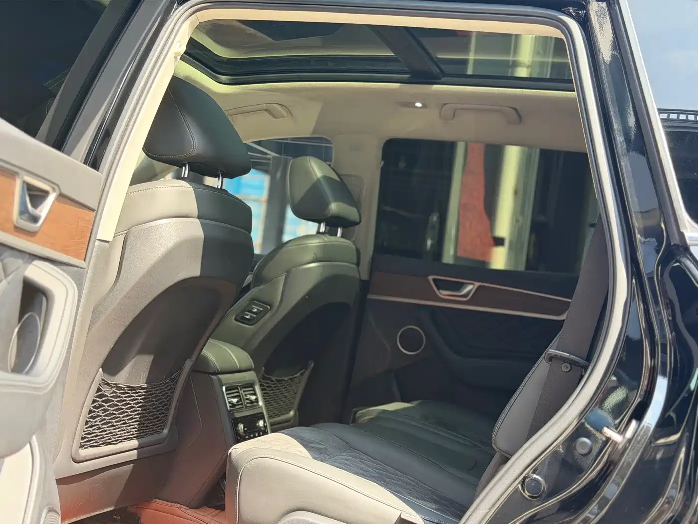 Hongqi HS7 2021 2.0T DCT FWD Smart Connect Qi Xiang Edition фото 9