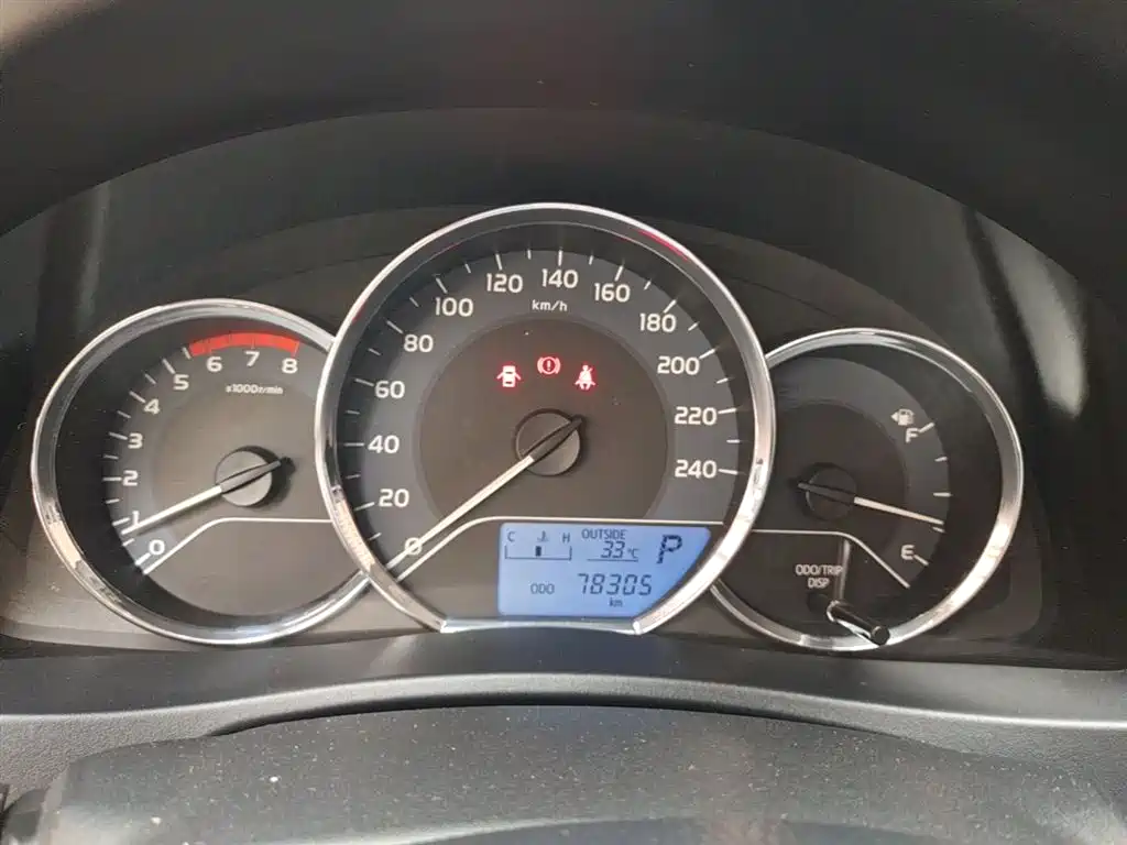 Toyota Levin 2017 Facelift 185T CVT Elite (China V) фото 12