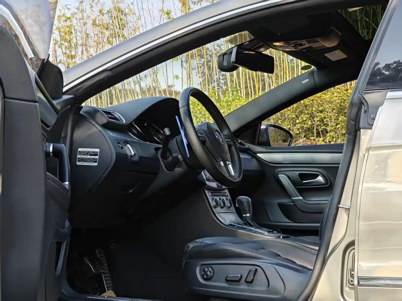 Volkswagen FAW-Volkswagen CC 2016 Model 1.8TSI Premium фото 12