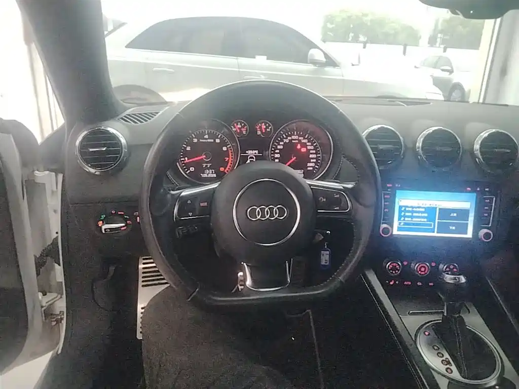 Audi TT 2014 TT Coupe 45 TFSI Premium Edition фото 11