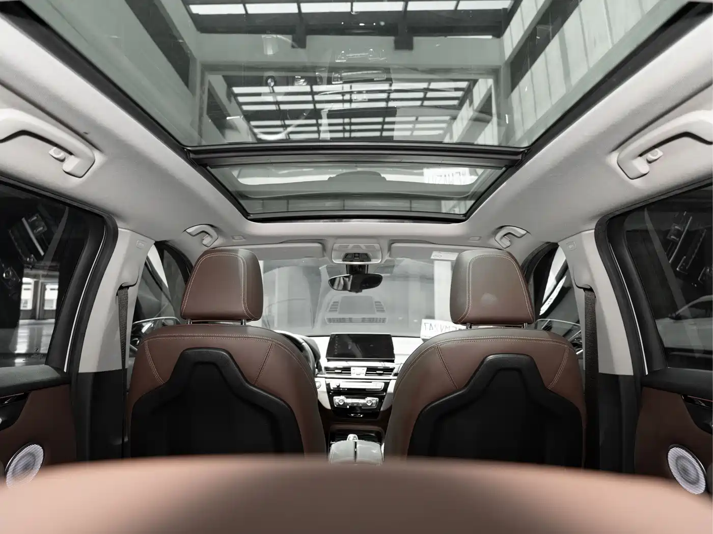 BMW X1 2022 sDrive20Li Premium фото 22