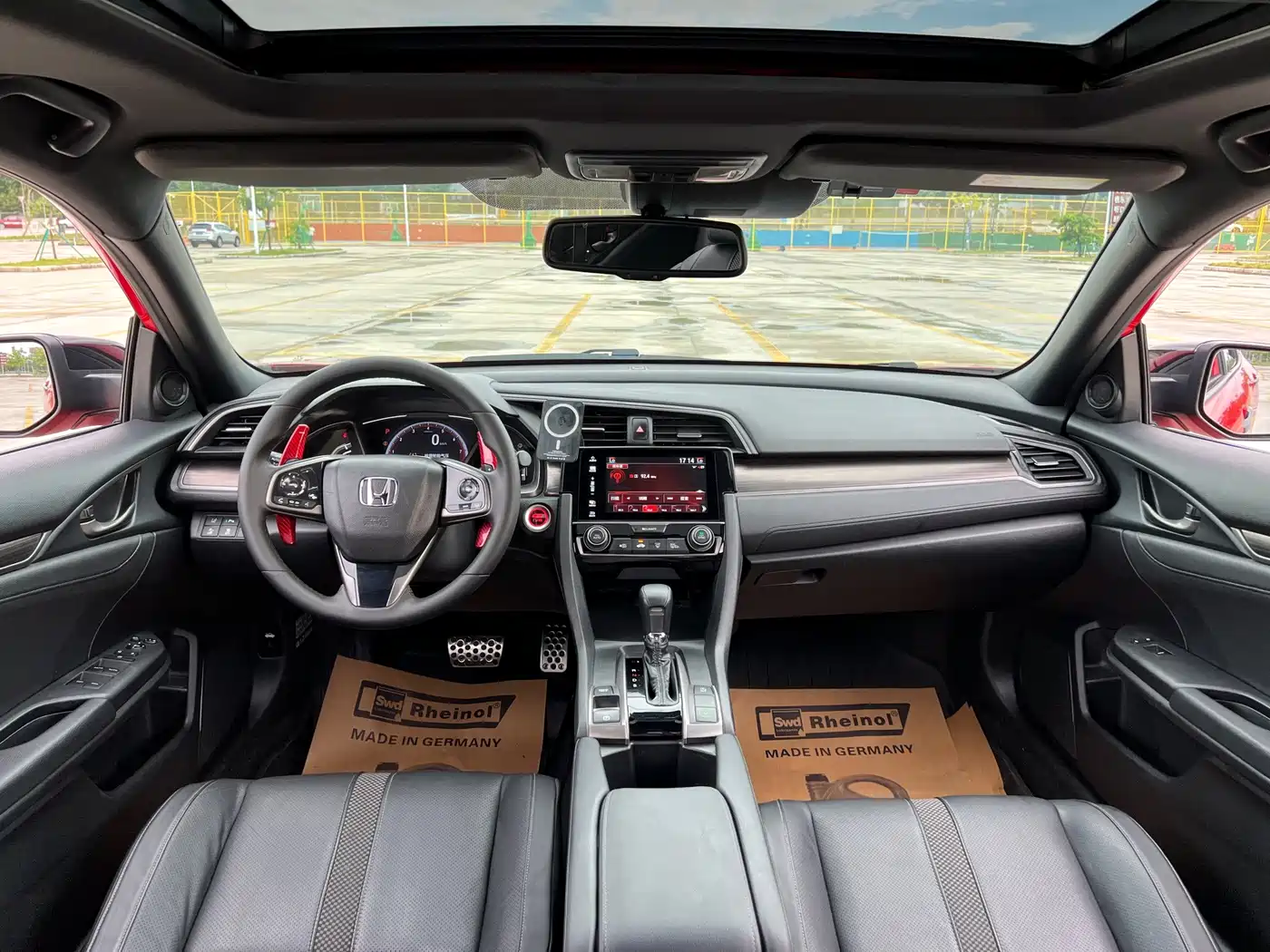 Photo 8 - Honda Civic