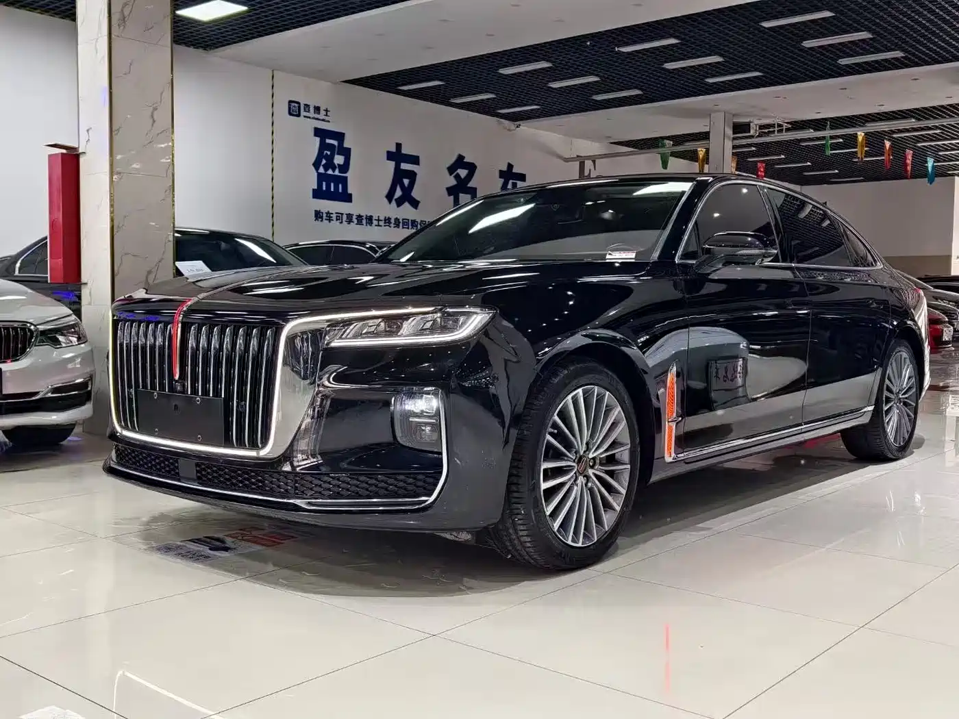 Hongqi H9 2022 2.0T Smart Connect Flag Enjoy Edition