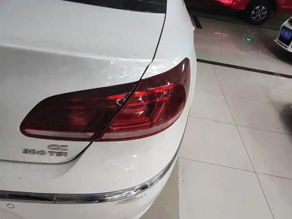 Volkswagen FAW-Volkswagen CC 2016 Model 1.8TSI Premium фото 8