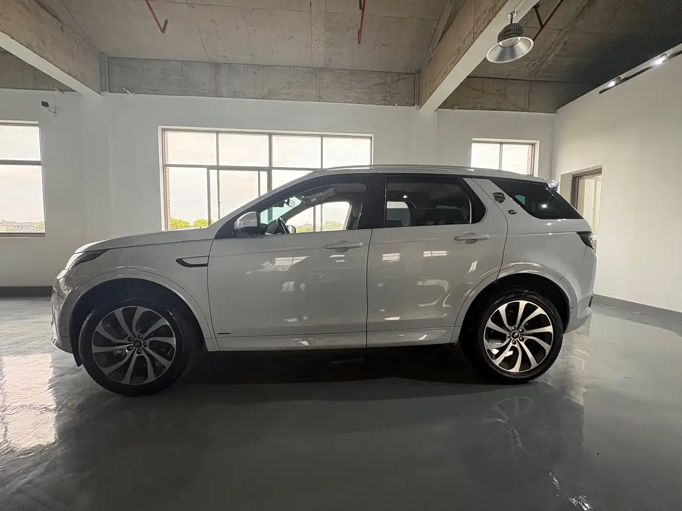 Land Rover Discovery Sport 2020 249PS R-Dynamic Performance Tech 5-seater фото 24