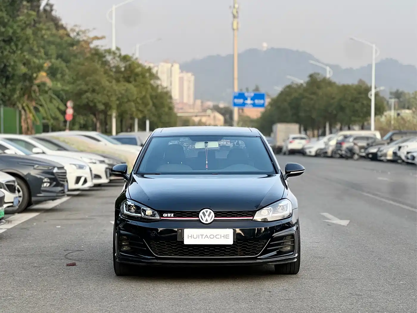 Volkswagen Golf 2019 280TSI DSG R-Line (China V) фото 2