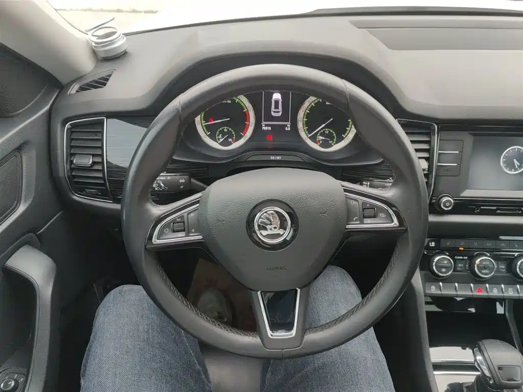 Škoda Kodiaq 2017 TSI330 7-seater 2WD Luxury Edition фото 11
