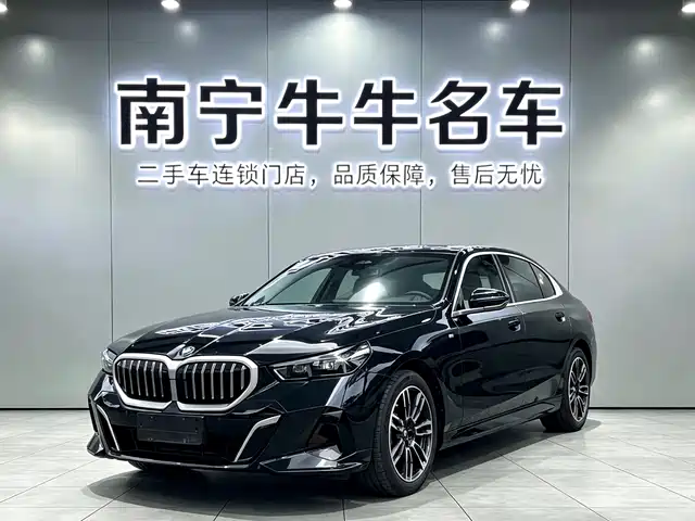 BMW 5 530Li, Лидер, M Спорт-пакет