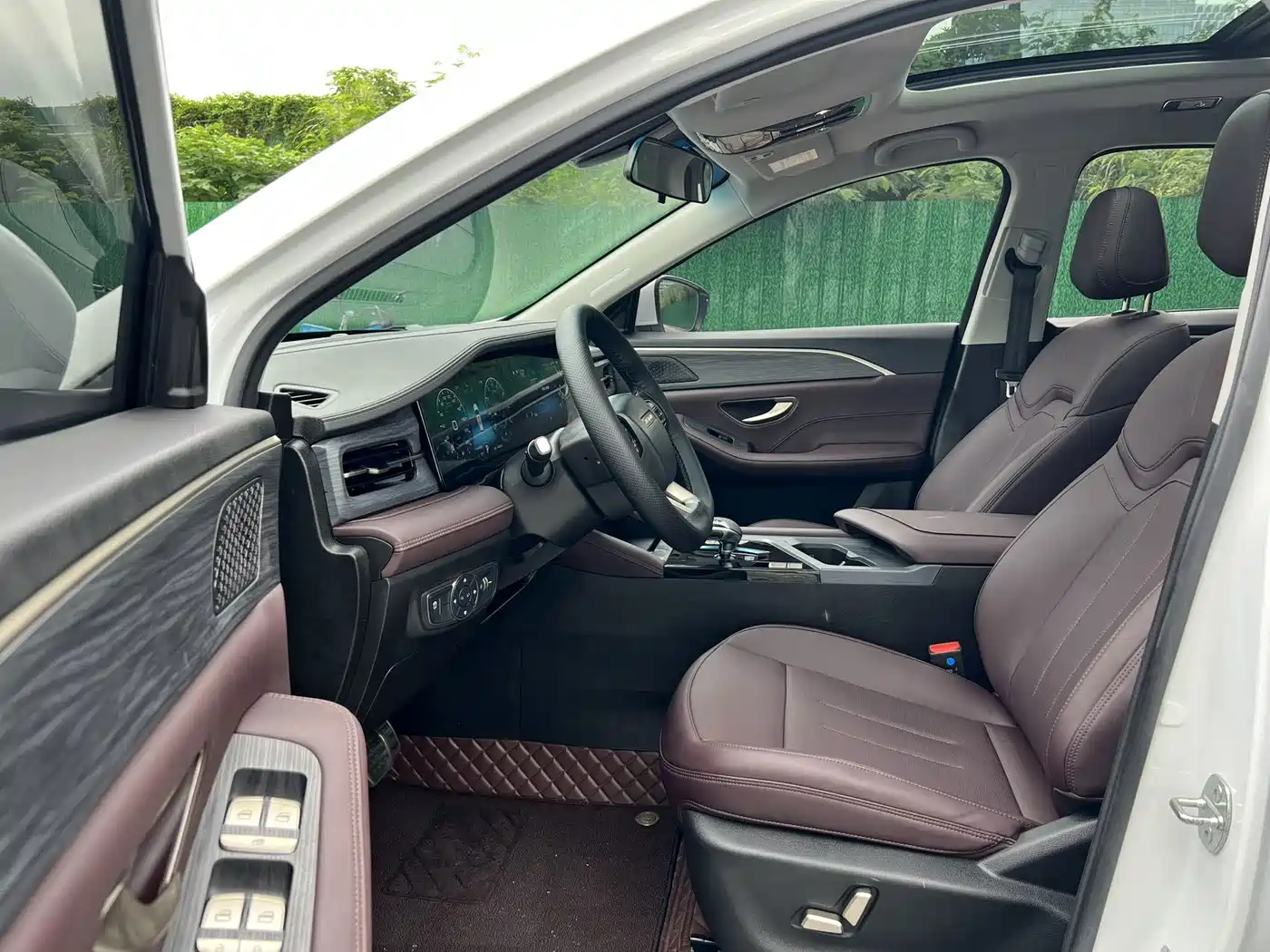 Jetour X90 PLUS 2024 2024 1.6TD DCT Bieshu 7-seater