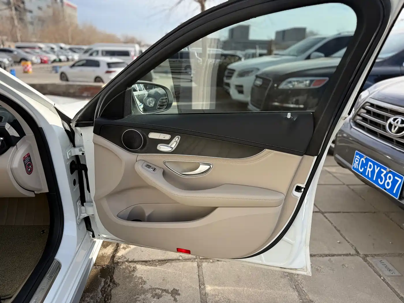 Mercedes-Benz C-Class 2015 Facelift C 200 L Sport фото 17