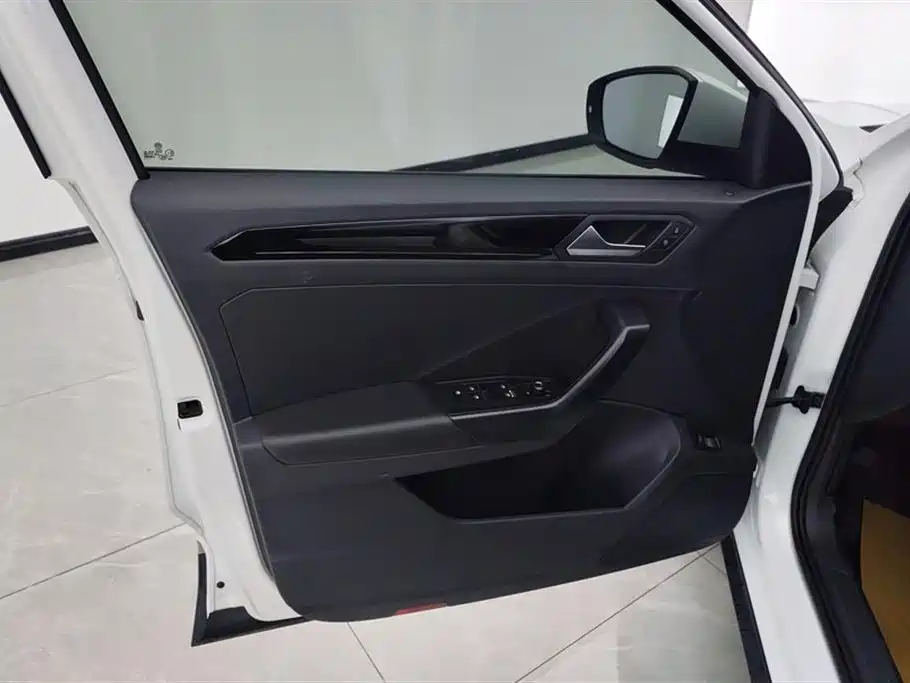 Volkswagen T-ROC 2021 280TSI DSG 2WD Comfort Connected фото 7