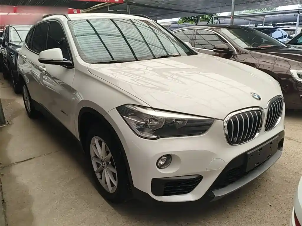 BMW X1 2016 sDrive18Li Fashion Model фото 4