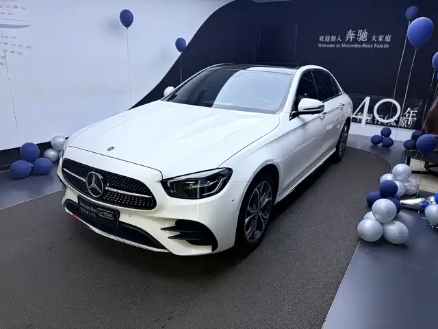 MERCEDES-BENZ E CLASS