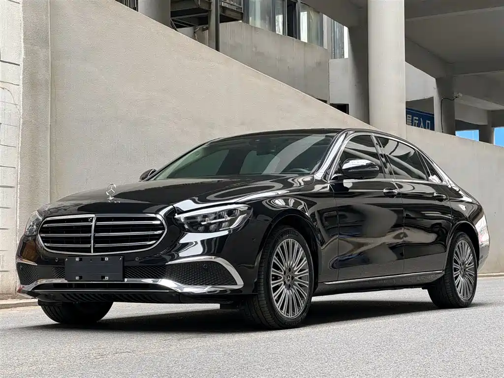  E CLASS