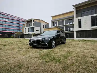 Mercedes-Benz S