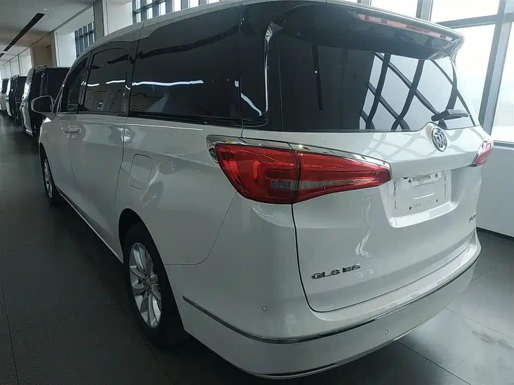 Buick GL8 2017 ES 28T Comfort Type China V фото 5