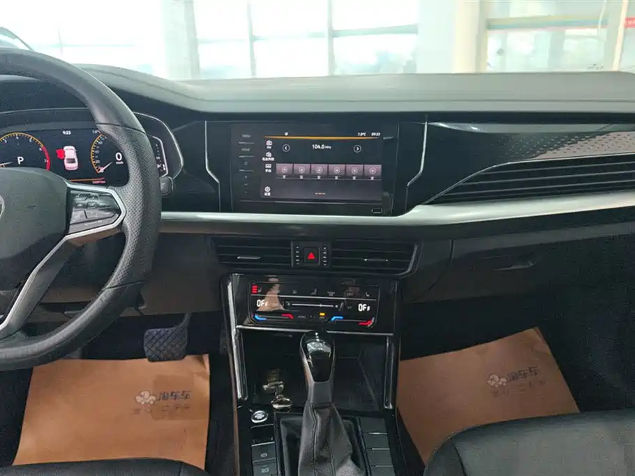 Volkswagen Passat 2023 Facelift 330TSI Starlight Elite Edition фото 13