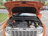 Photo 21 - Jeep Renegade