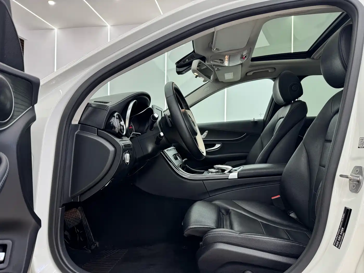 Mercedes-Benz C-Class 2016 C 180 L Sport фото 4