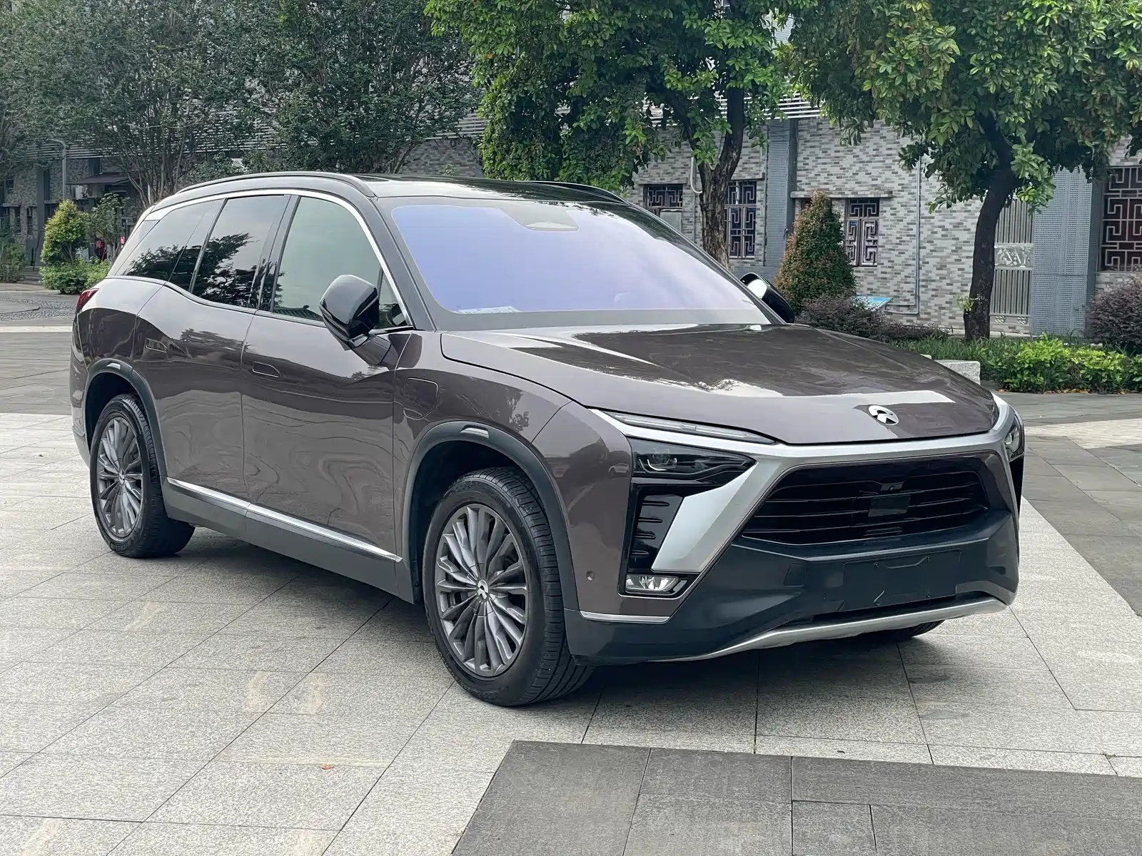 Фото 3 - NIO ES8