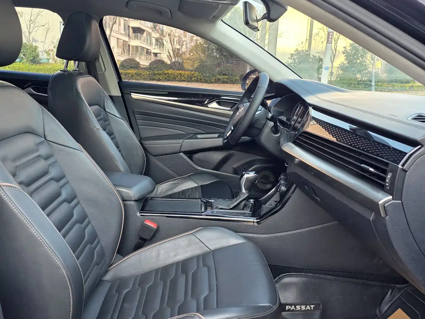 Volkswagen Passat 2019 330TSI Elite Version China VI фото 8