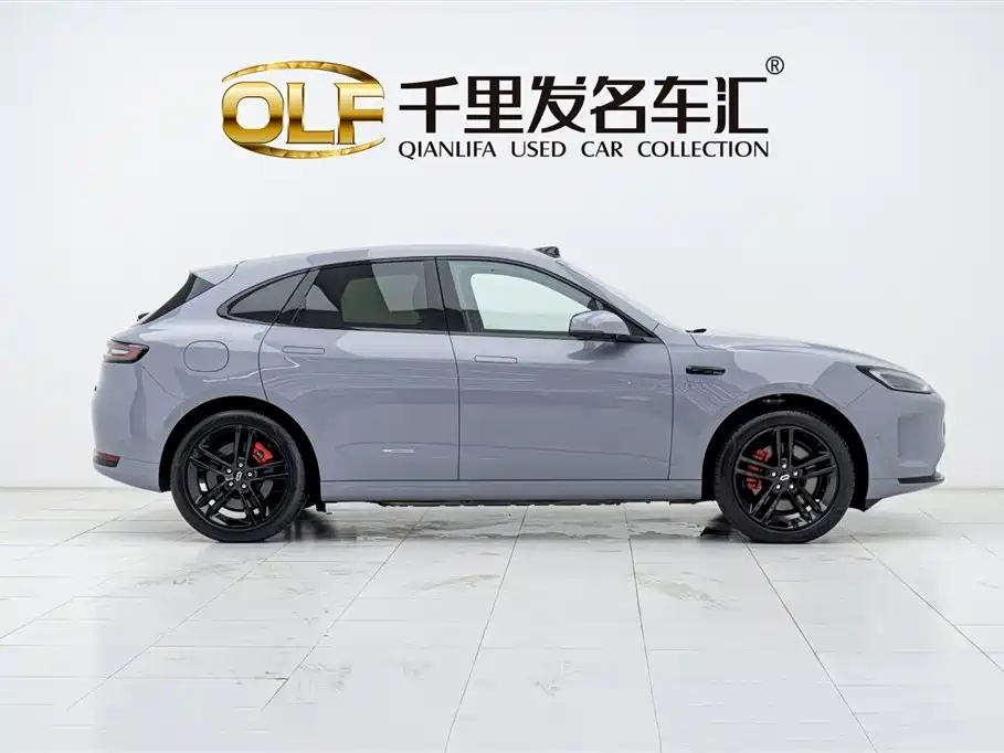 AITO Wenjie AITO M5 2025 Extended Range Ultra AWD фото 8