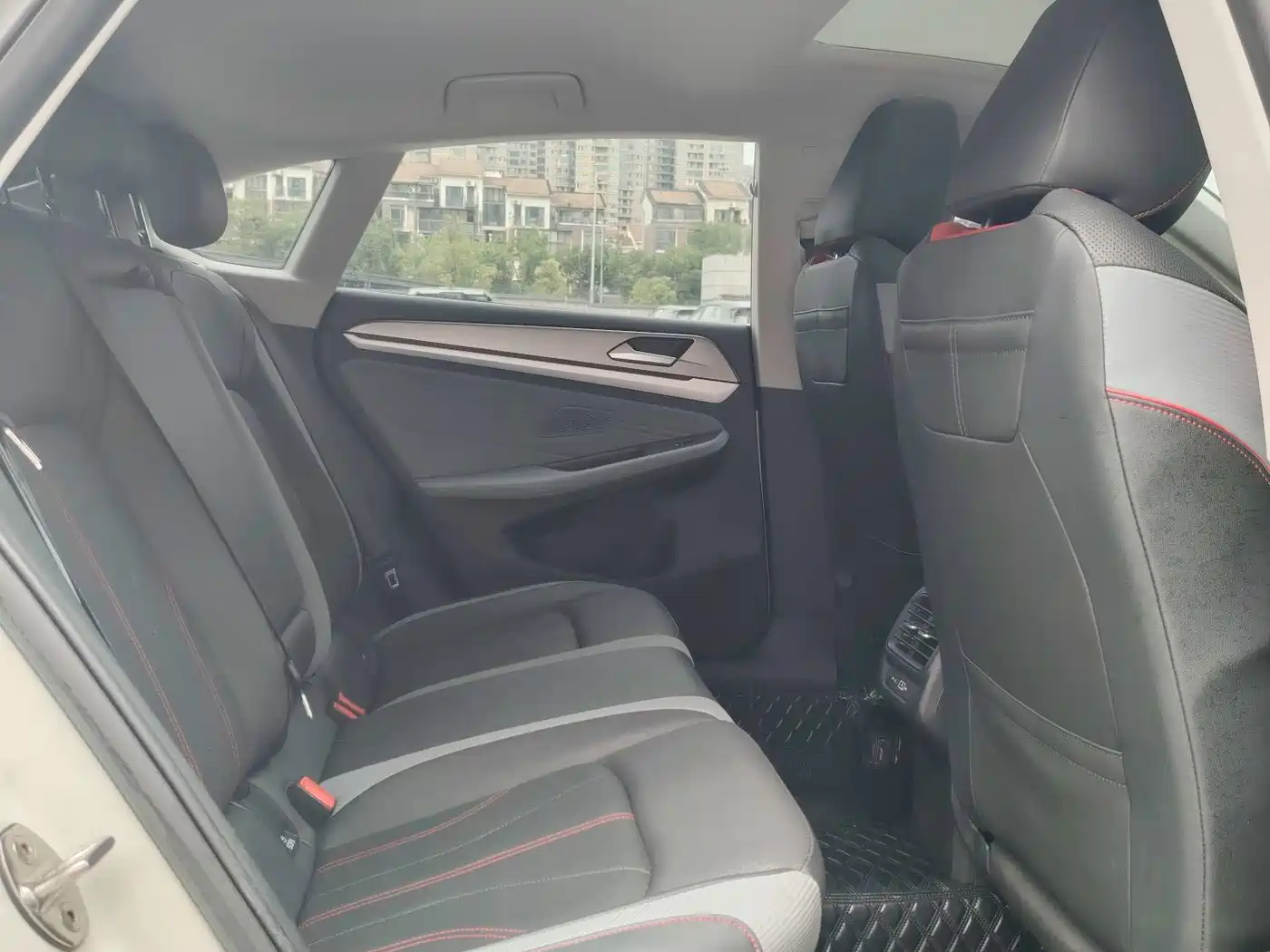 Volkswagen Lamando, миниатюра 6
