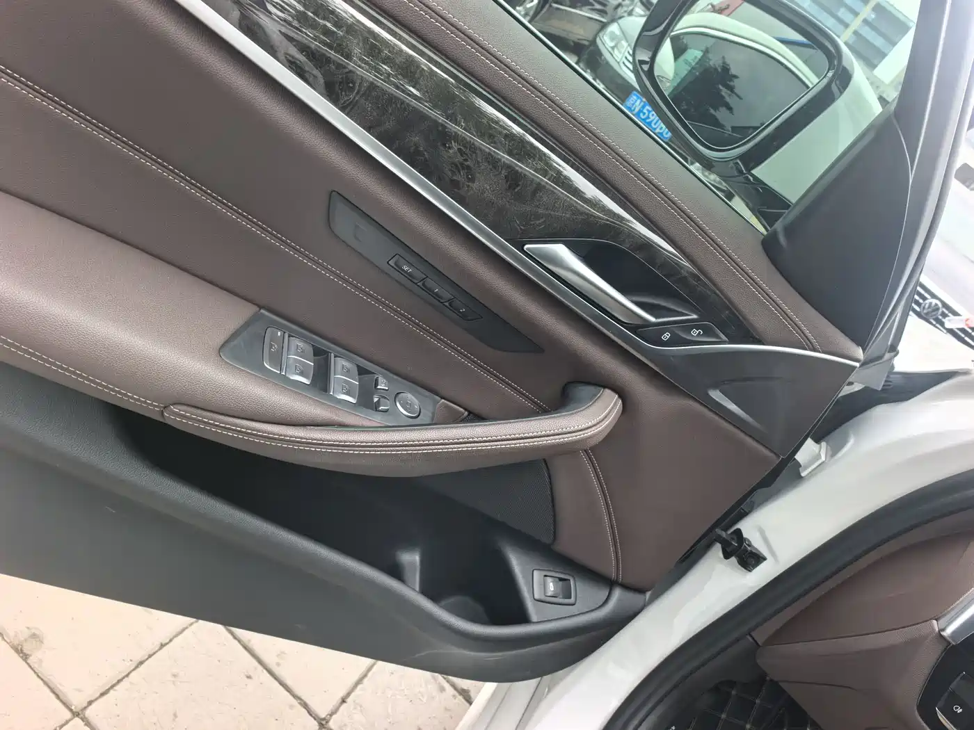 BMW 5 Series 2020 525Li M Sport Package фото 4