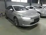 Фото 4 - Geely Geometry A