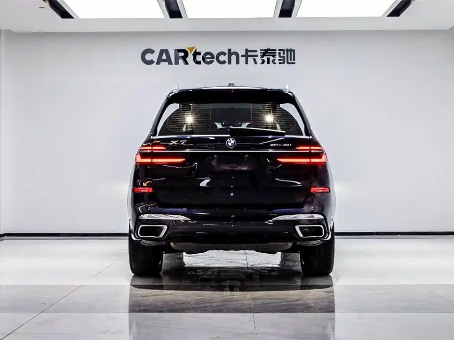 BMW X7 2023 xDrive40i Exclusive Luxury Package фото 3
