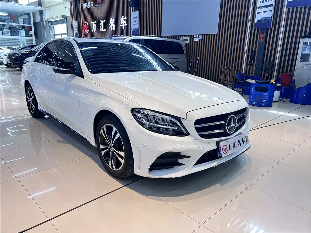 Mercedes-Benz C-Class 2016 C 200 L Sport фото 3