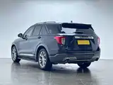 Фото 21 - Ford Explorer